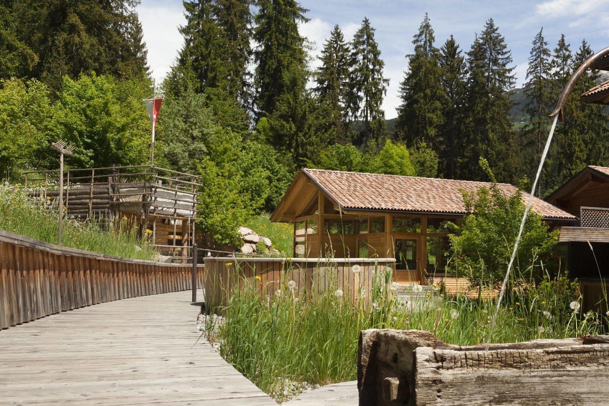 Hotel Bad Schoergau Sarentino Exterior photo